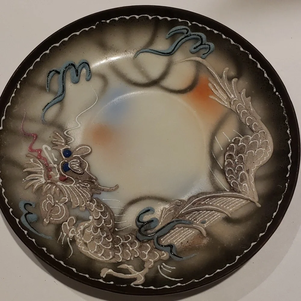 Demitasse Textured White Dragon Set - Picture 4 of 8